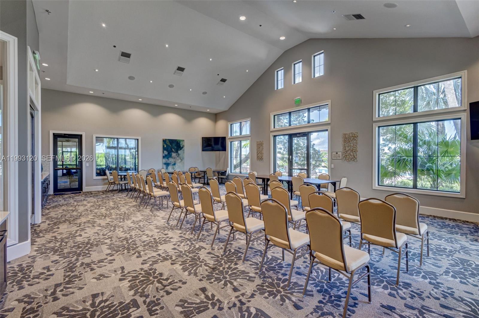 SONOMA ISLES - Residential