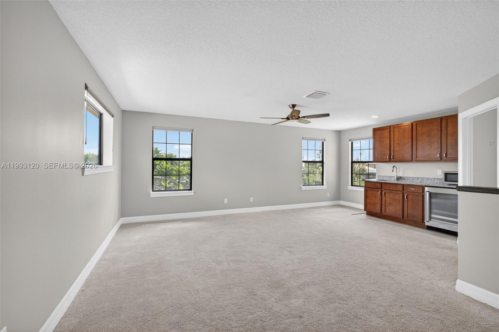 SONOMA ISLES - Residential