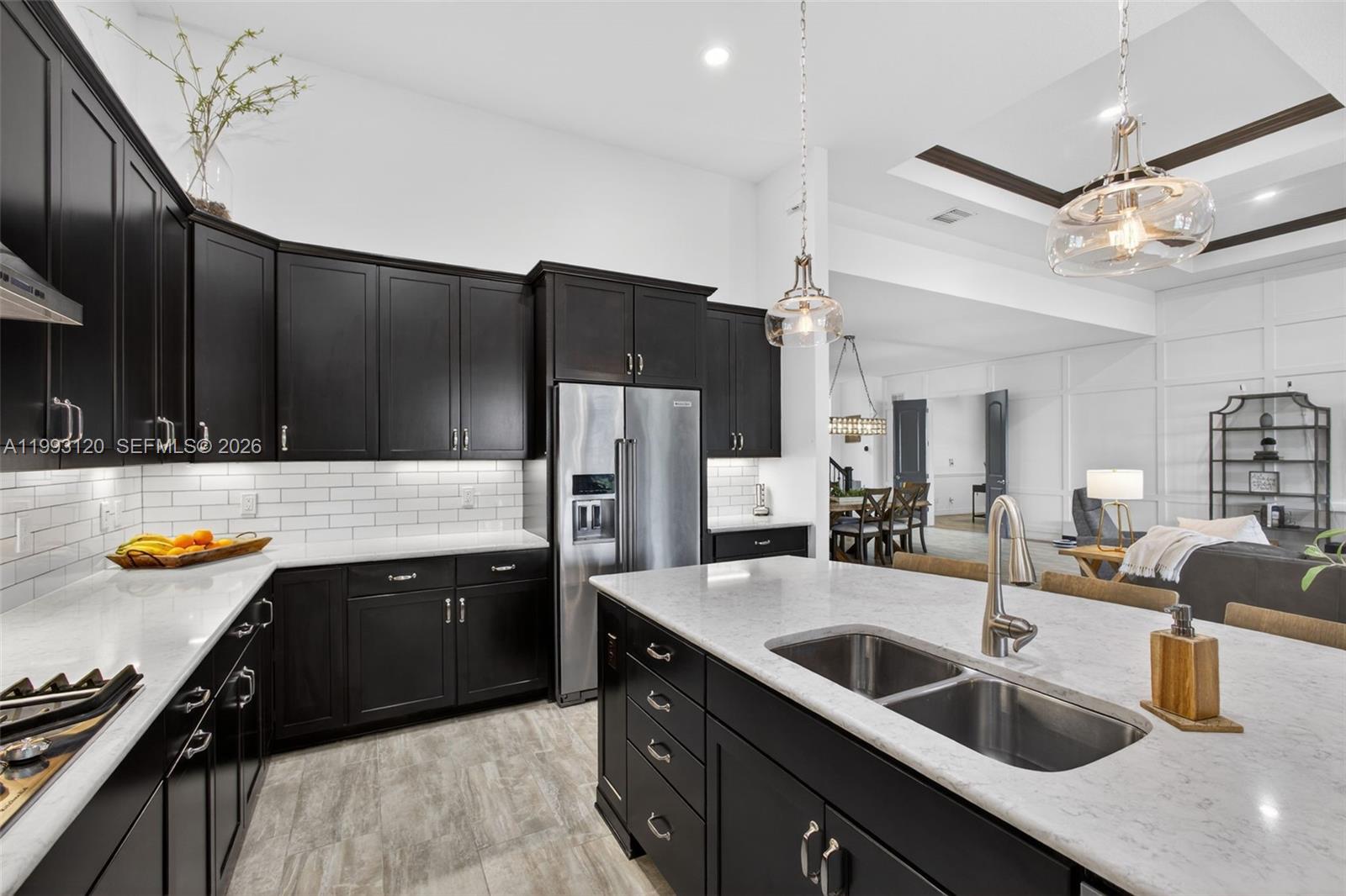 SONOMA ISLES - Residential