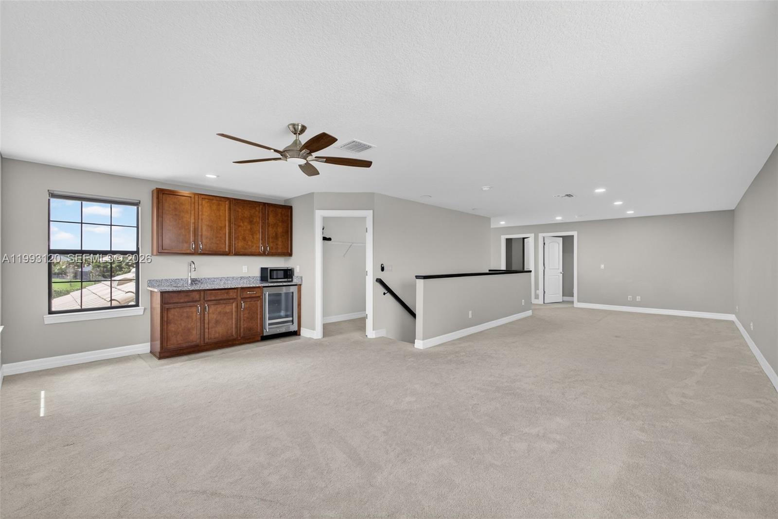 SONOMA ISLES - Residential