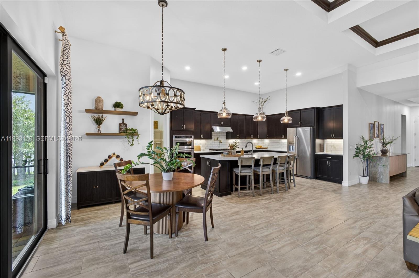 SONOMA ISLES - Residential