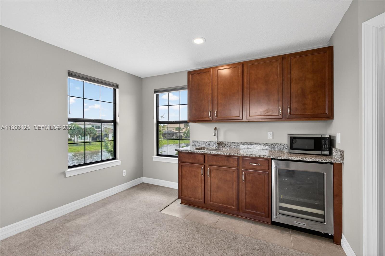 SONOMA ISLES - Residential