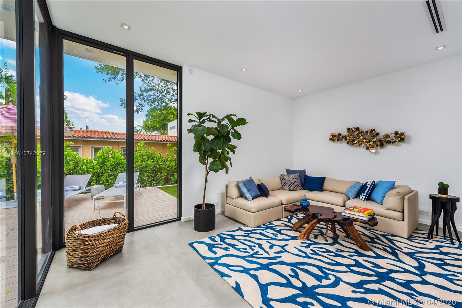 DI LIDO ISLAND - Residential