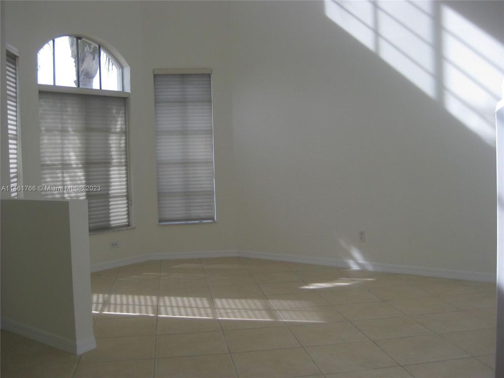 Photo of 19351 SW 61st St #19351, Pembroke Pines, FL 33332 (MLS # A11461766)