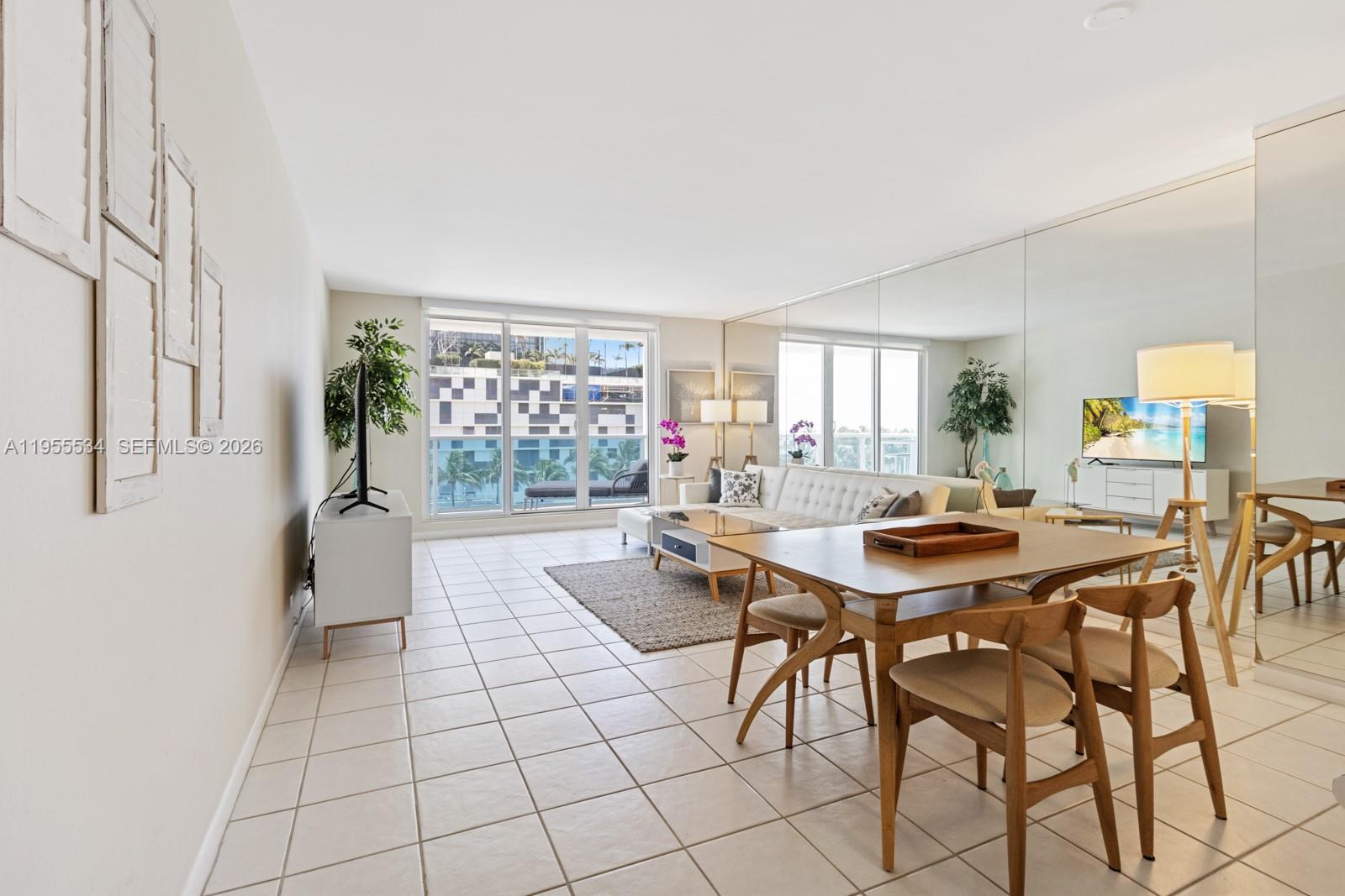 RONEY PALACE CONDO - Residential