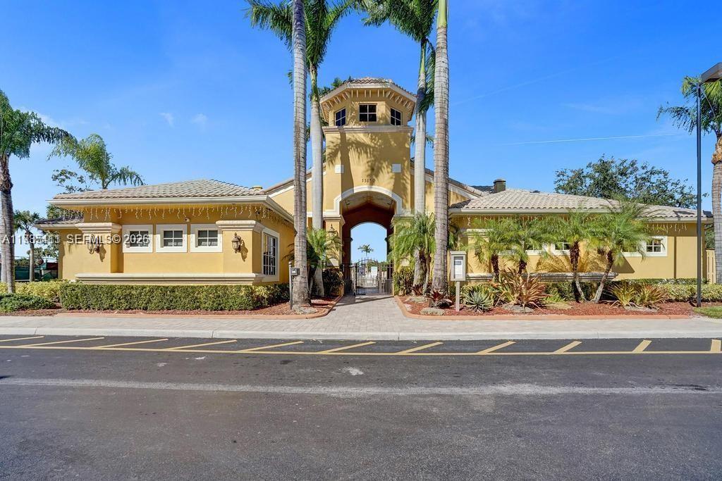 SILVER FALLS - Residential