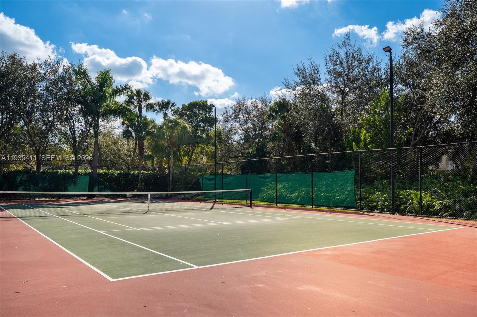 SILVER FALLS - Residential