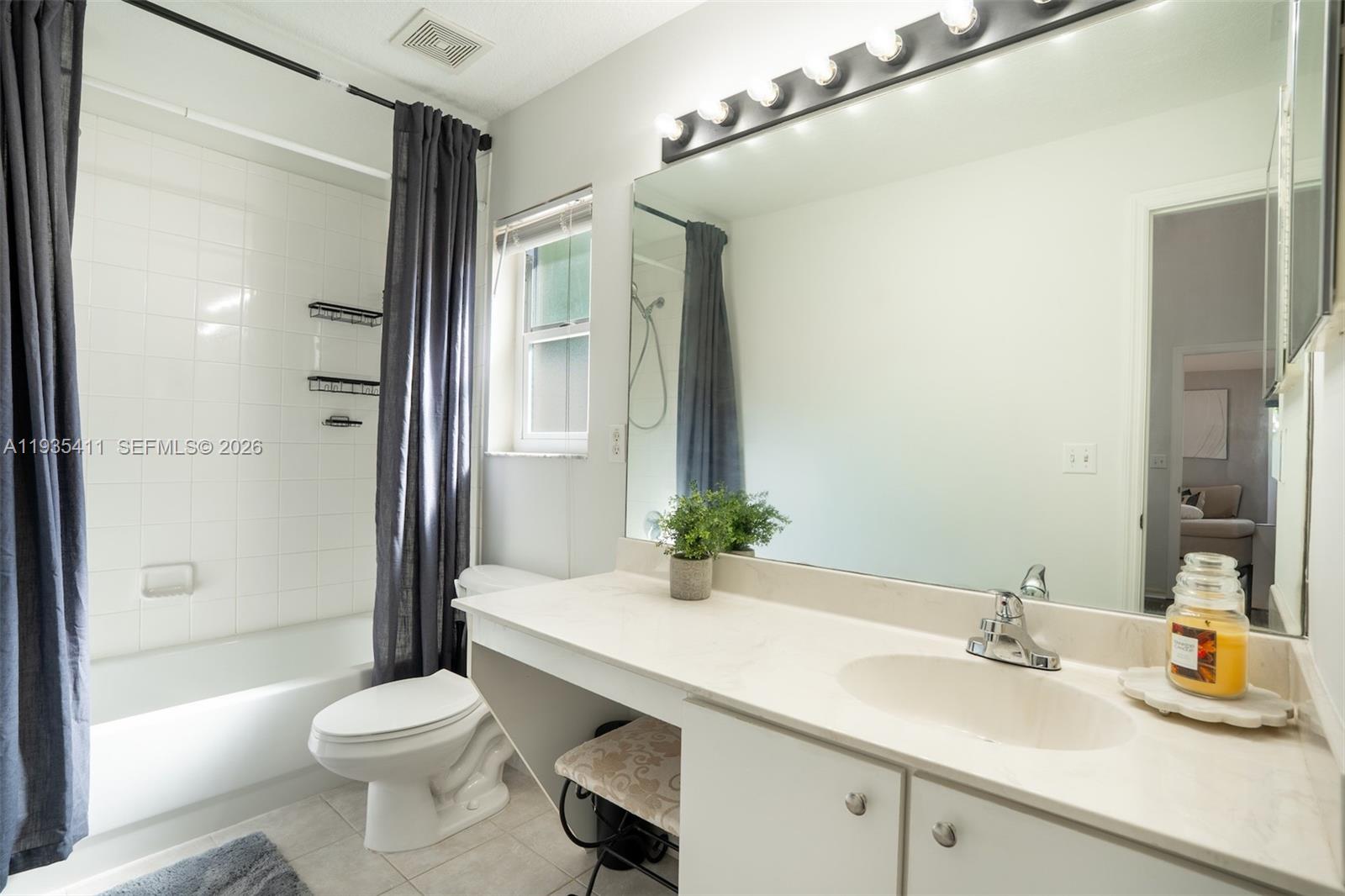 SILVER FALLS - Residential