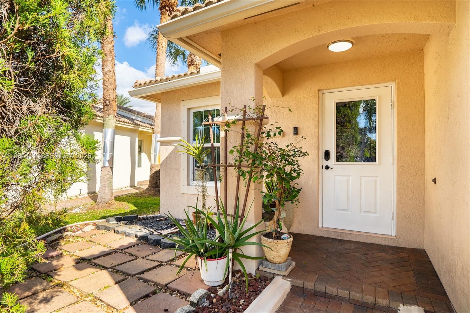 SILVER FALLS - Residential