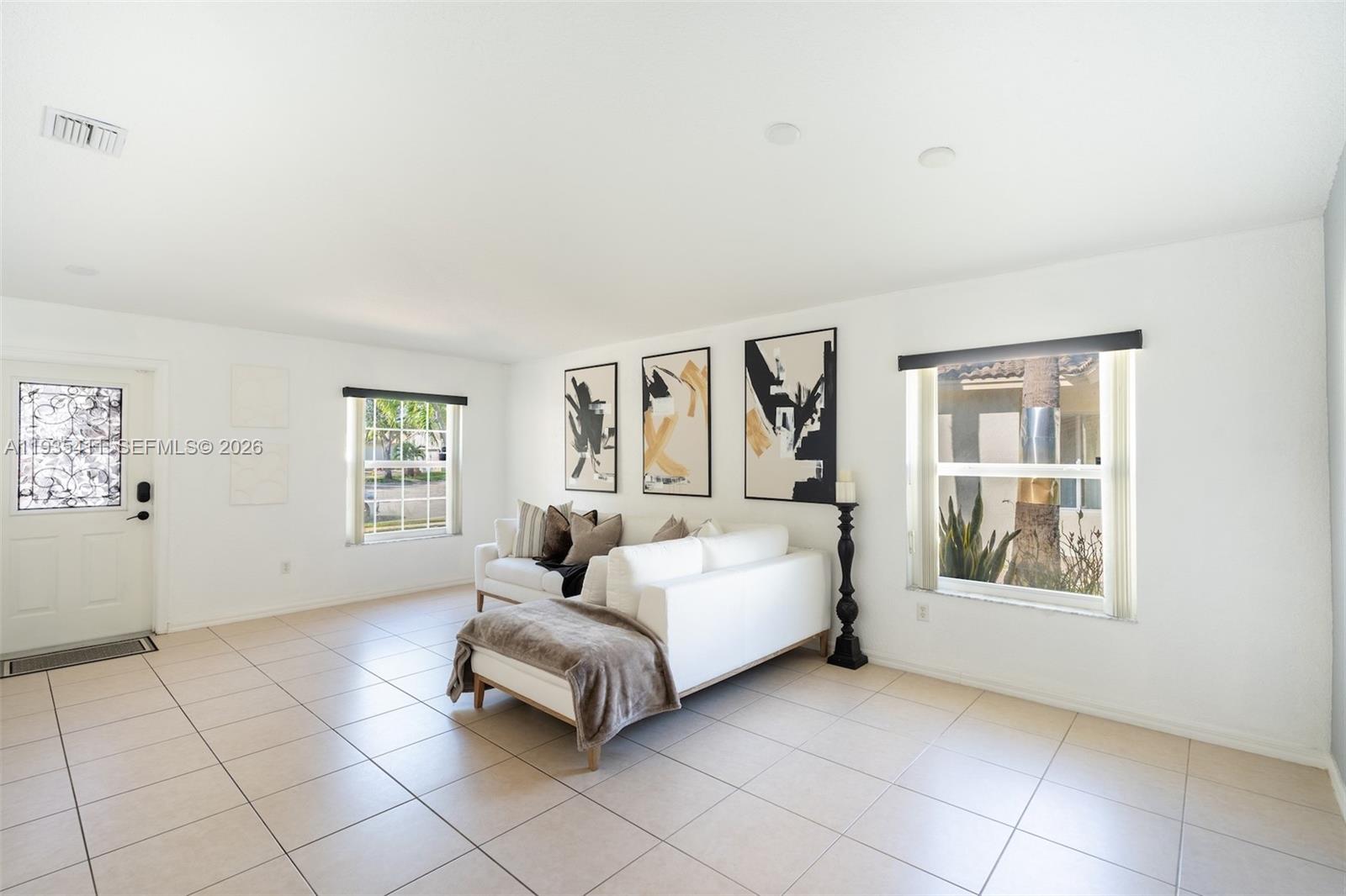 SILVER FALLS - Residential