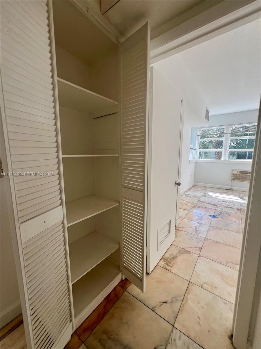 DORBE GARDENS CONDO - Residential Lease