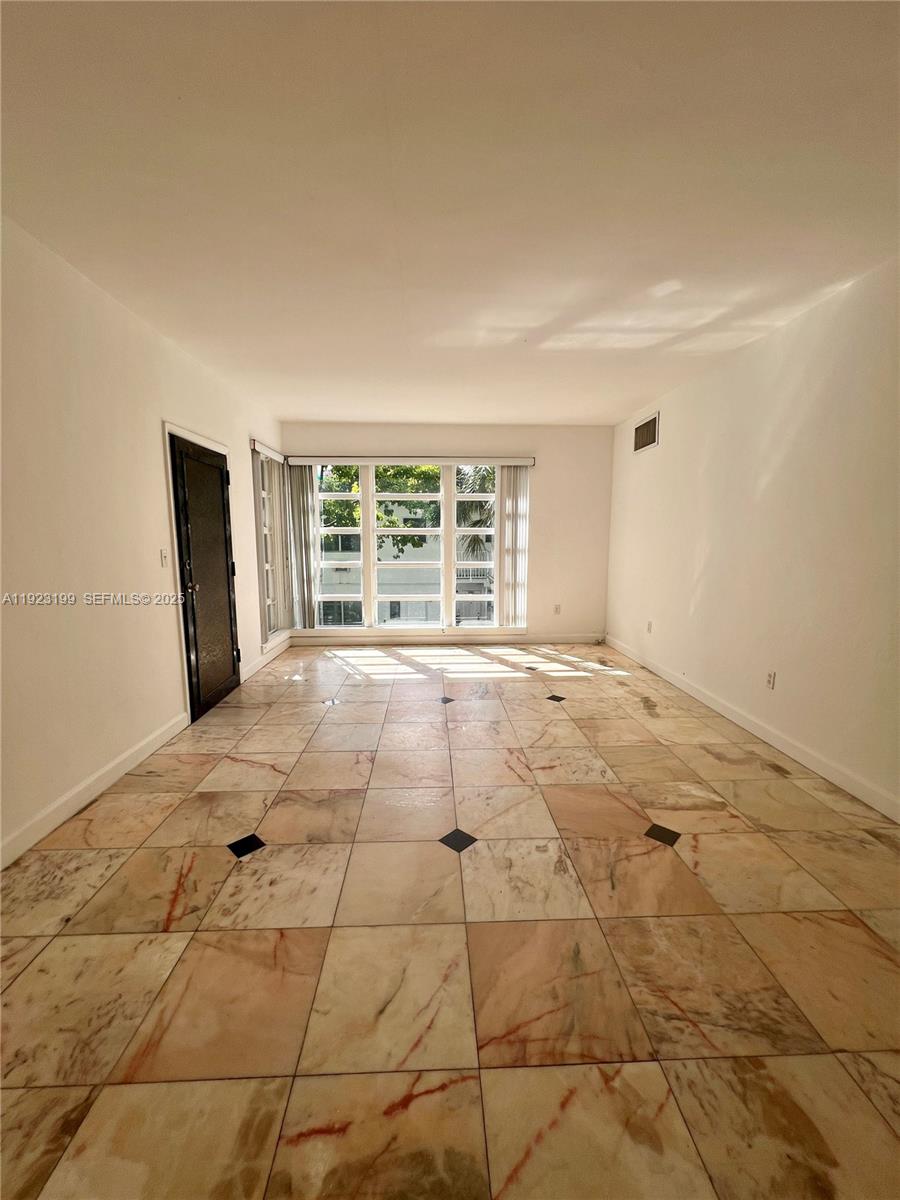 9350 E Bay Harbor Dr 6