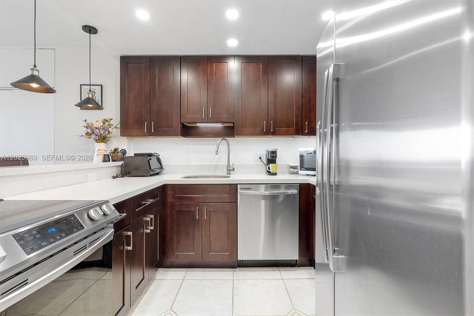 CORONADO CONDO- TOWER II - Residential