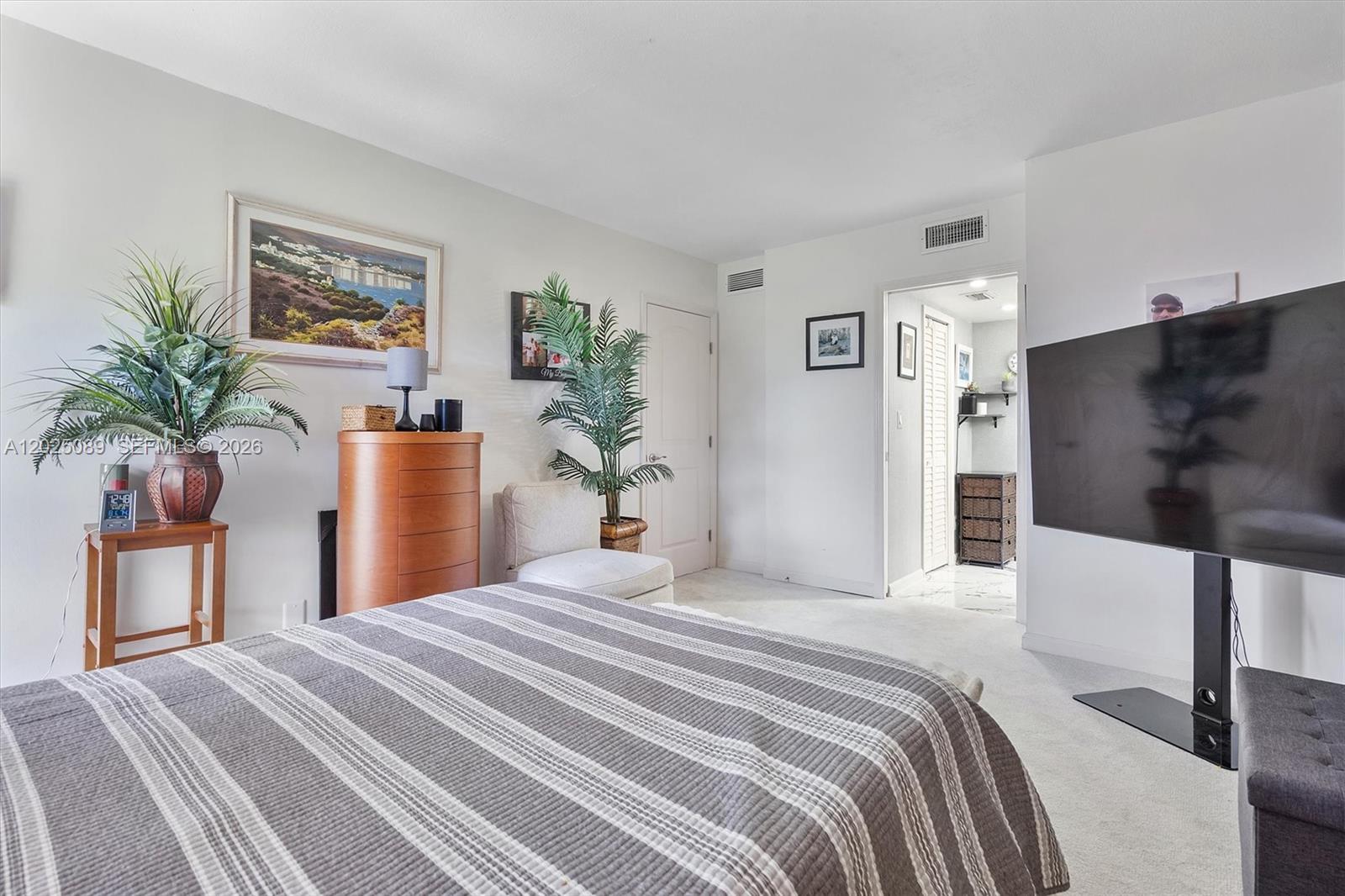 CORONADO CONDO- TOWER II - Residential