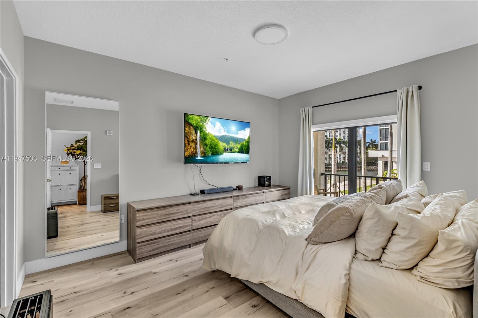 URBANA AT THE RESIDENCES - Residential