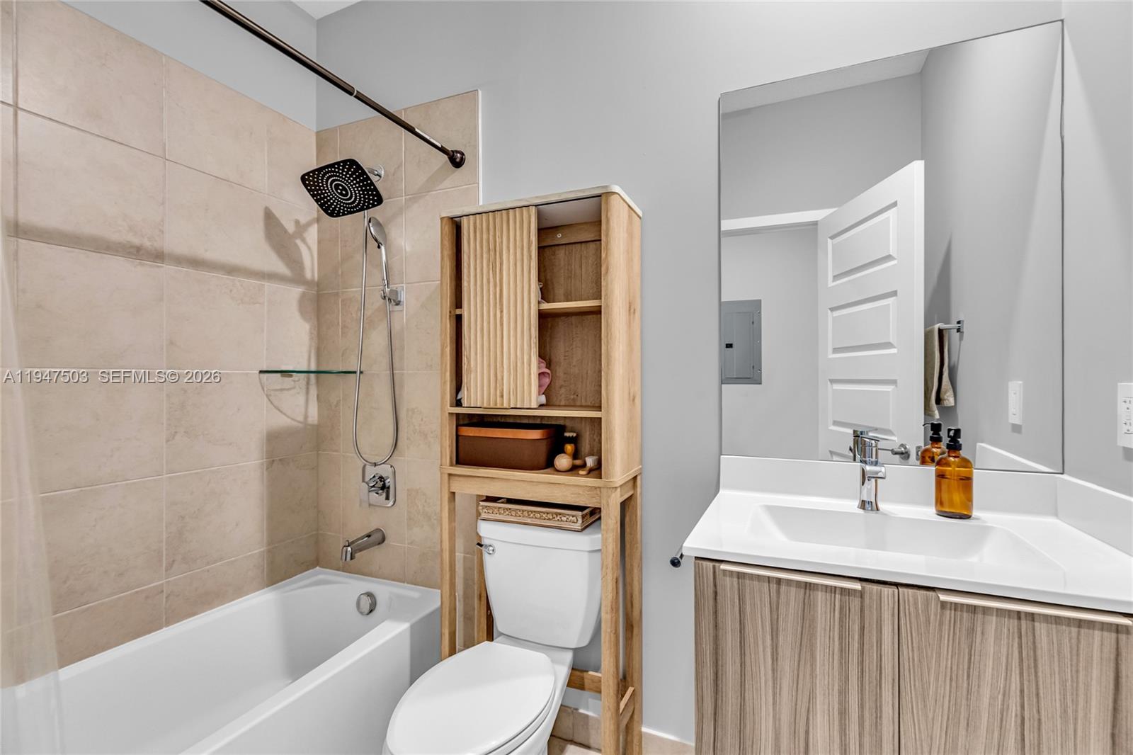 URBANA AT THE RESIDENCES - Residential