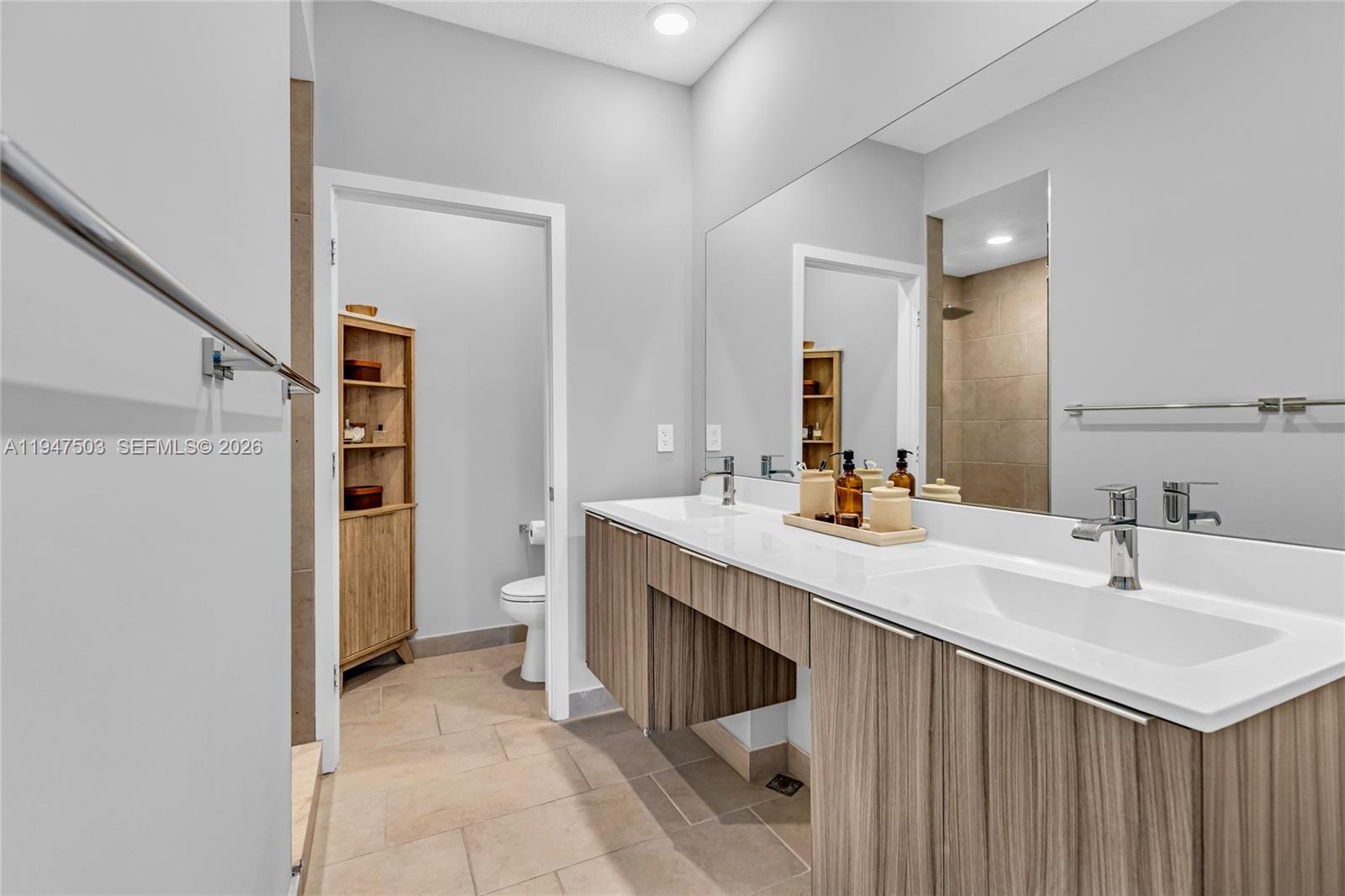 URBANA AT THE RESIDENCES - Residential