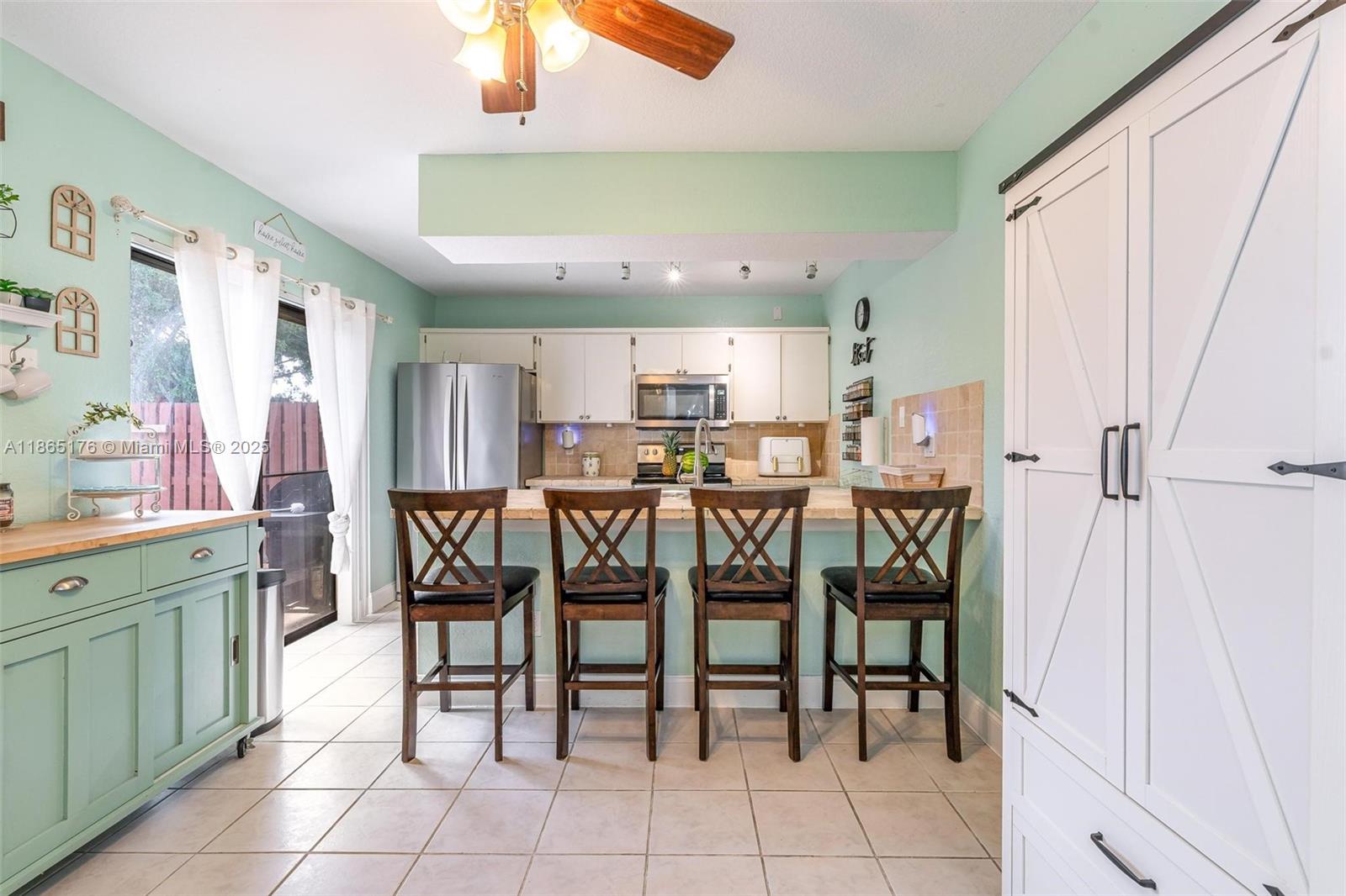 1306 SW 118th Ter