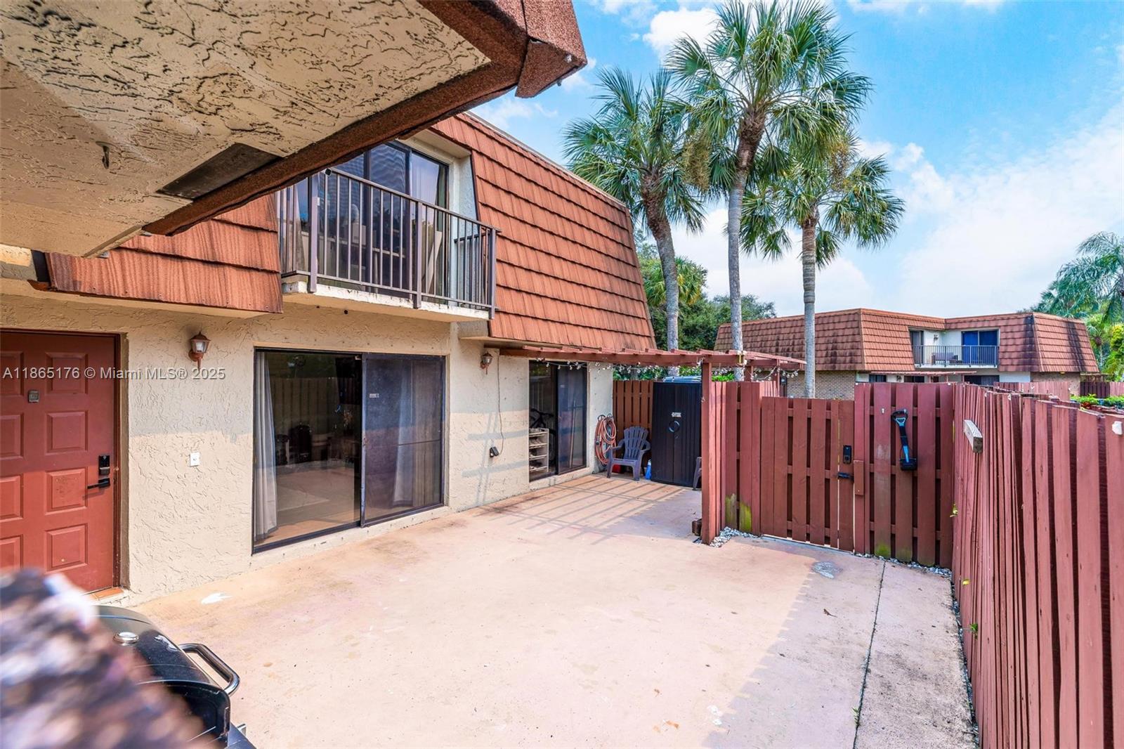 1306 SW 118th Ter