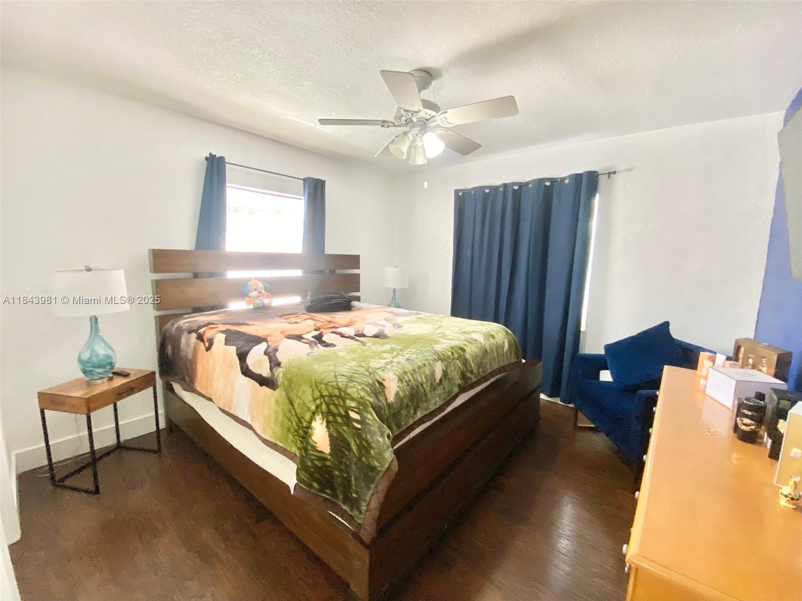 1ST ADDN TO LAWNDALE - Residential