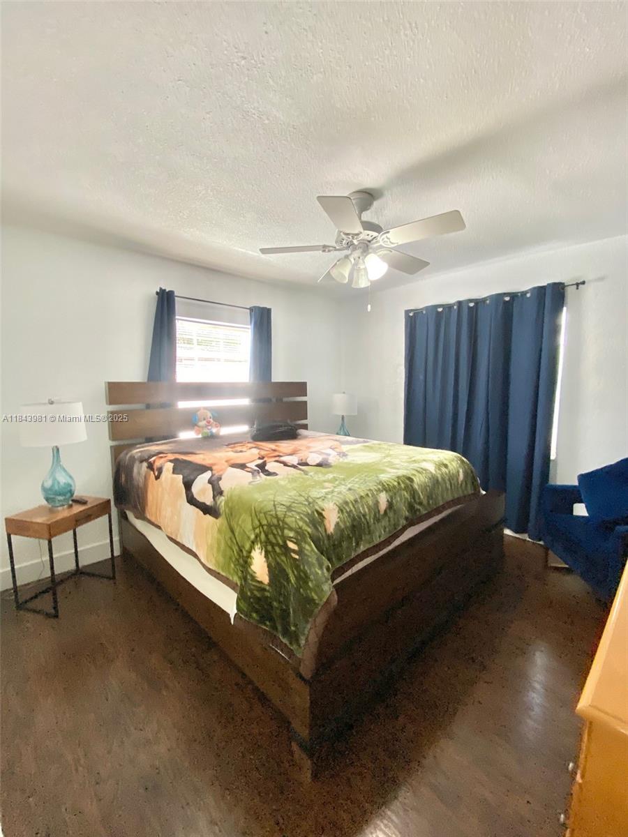 1ST ADDN TO LAWNDALE - Residential