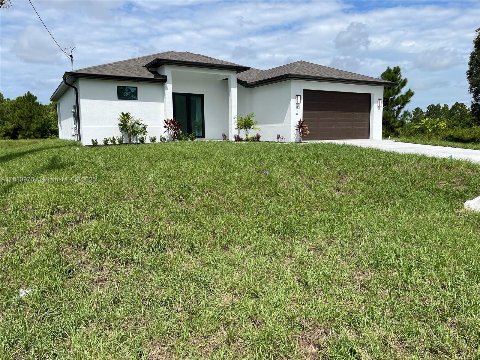 LEHIGH ACRES - Residential