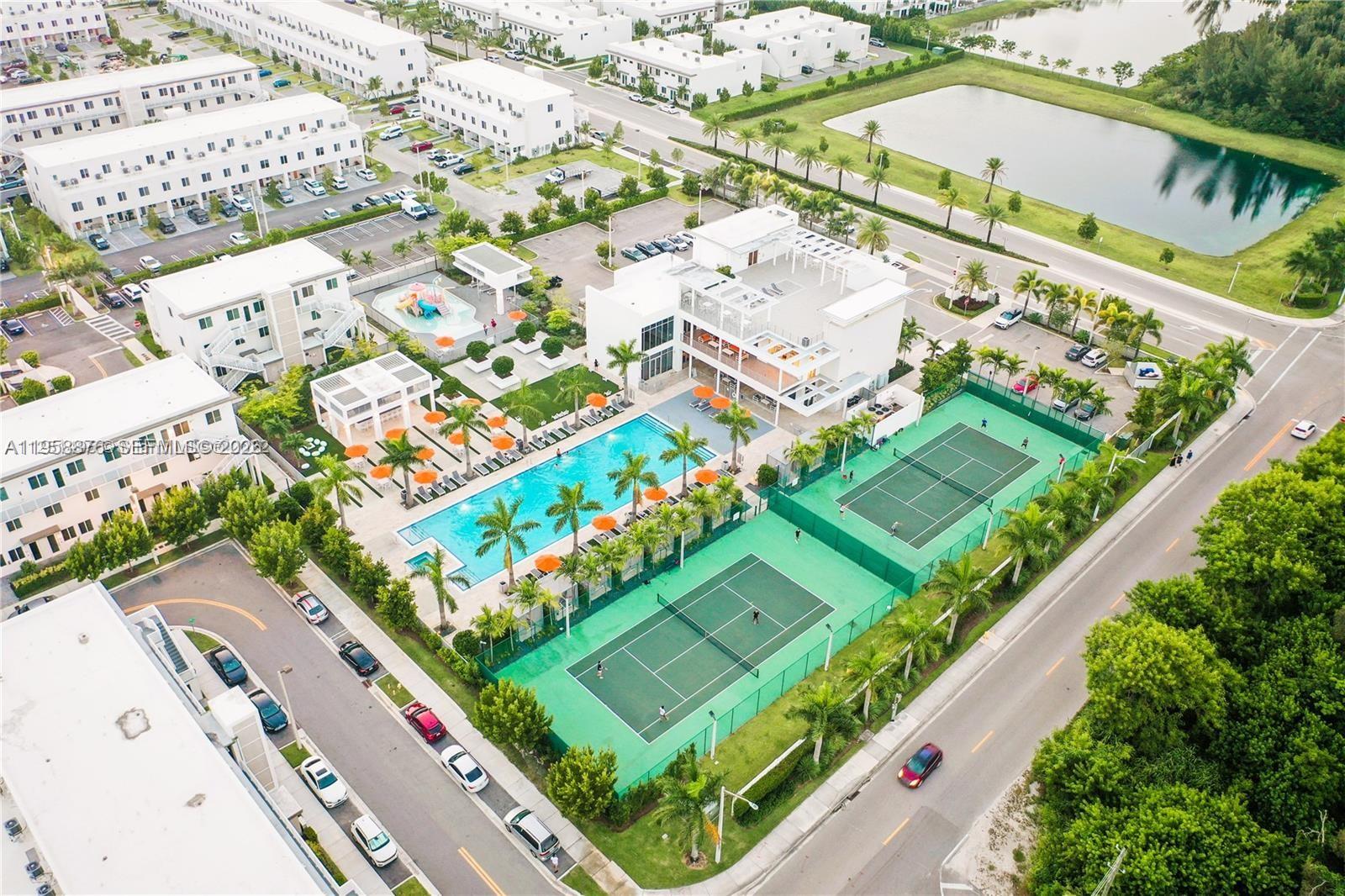 LANDMARK AT DORAL - Residential Lease