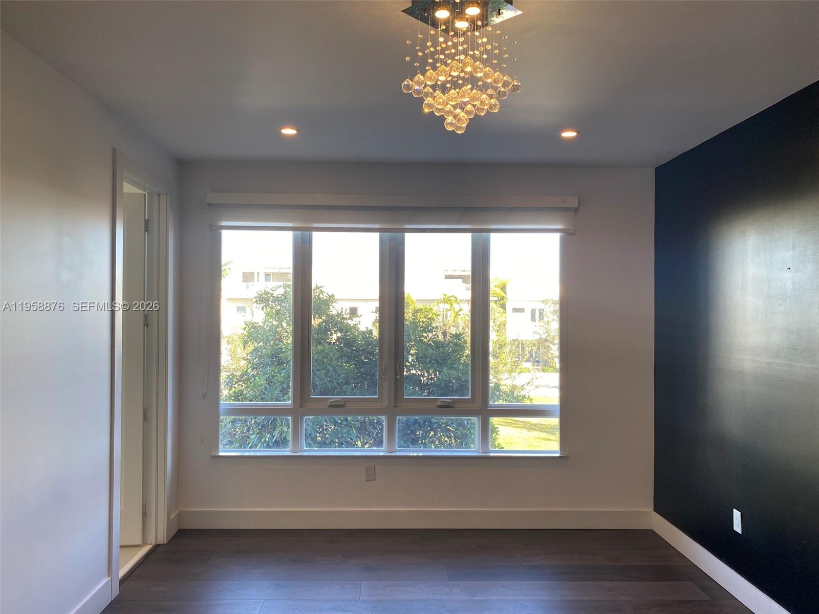 LANDMARK AT DORAL - Residential Lease