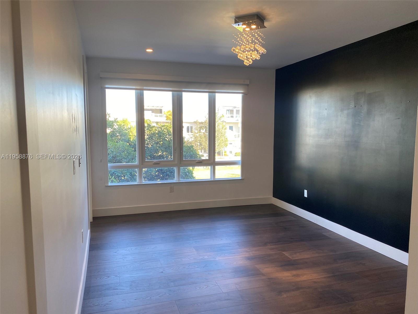 LANDMARK AT DORAL - Residential Lease