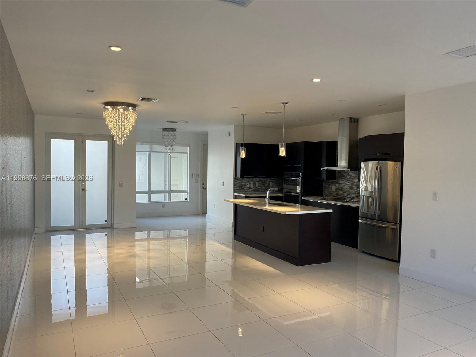 LANDMARK AT DORAL - Residential Lease