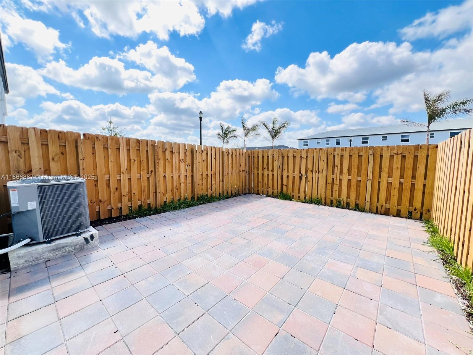 AZURE - Residential Lease