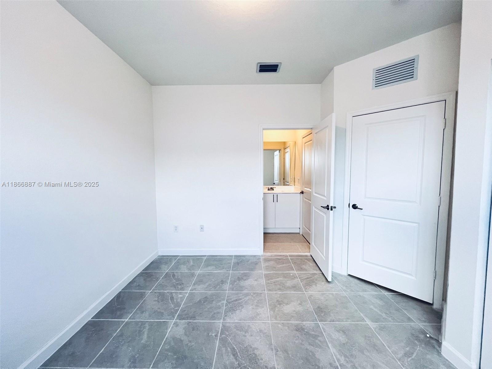 AZURE - Residential Lease