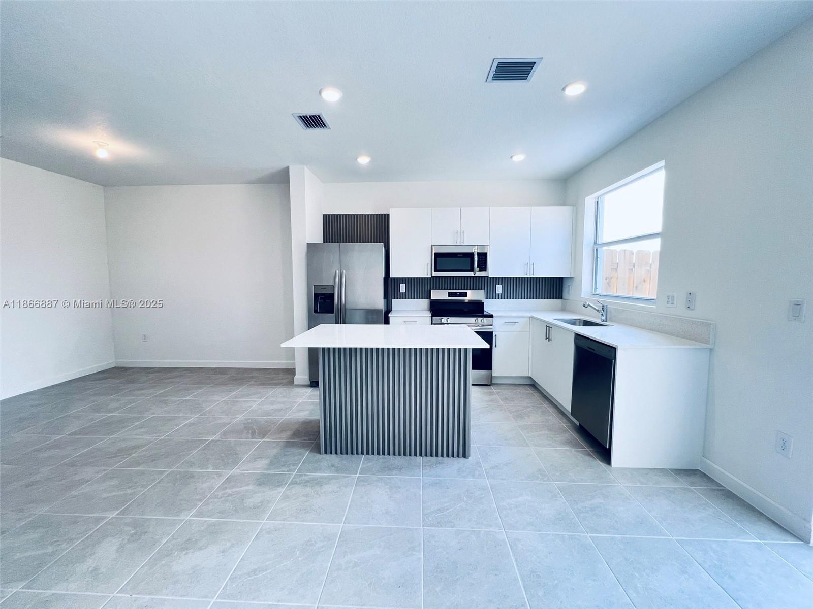 AZURE - Residential Lease