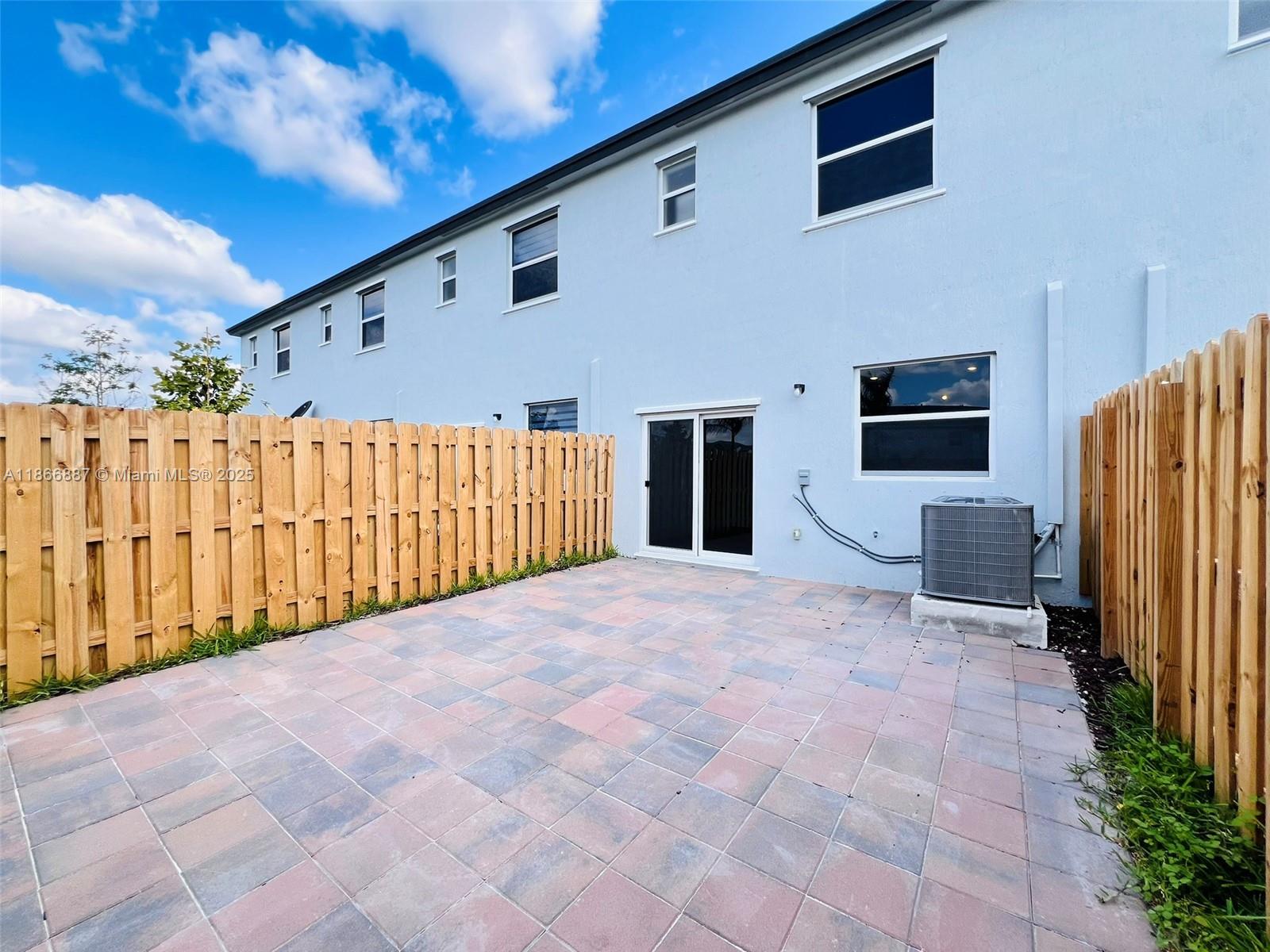 AZURE - Residential Lease