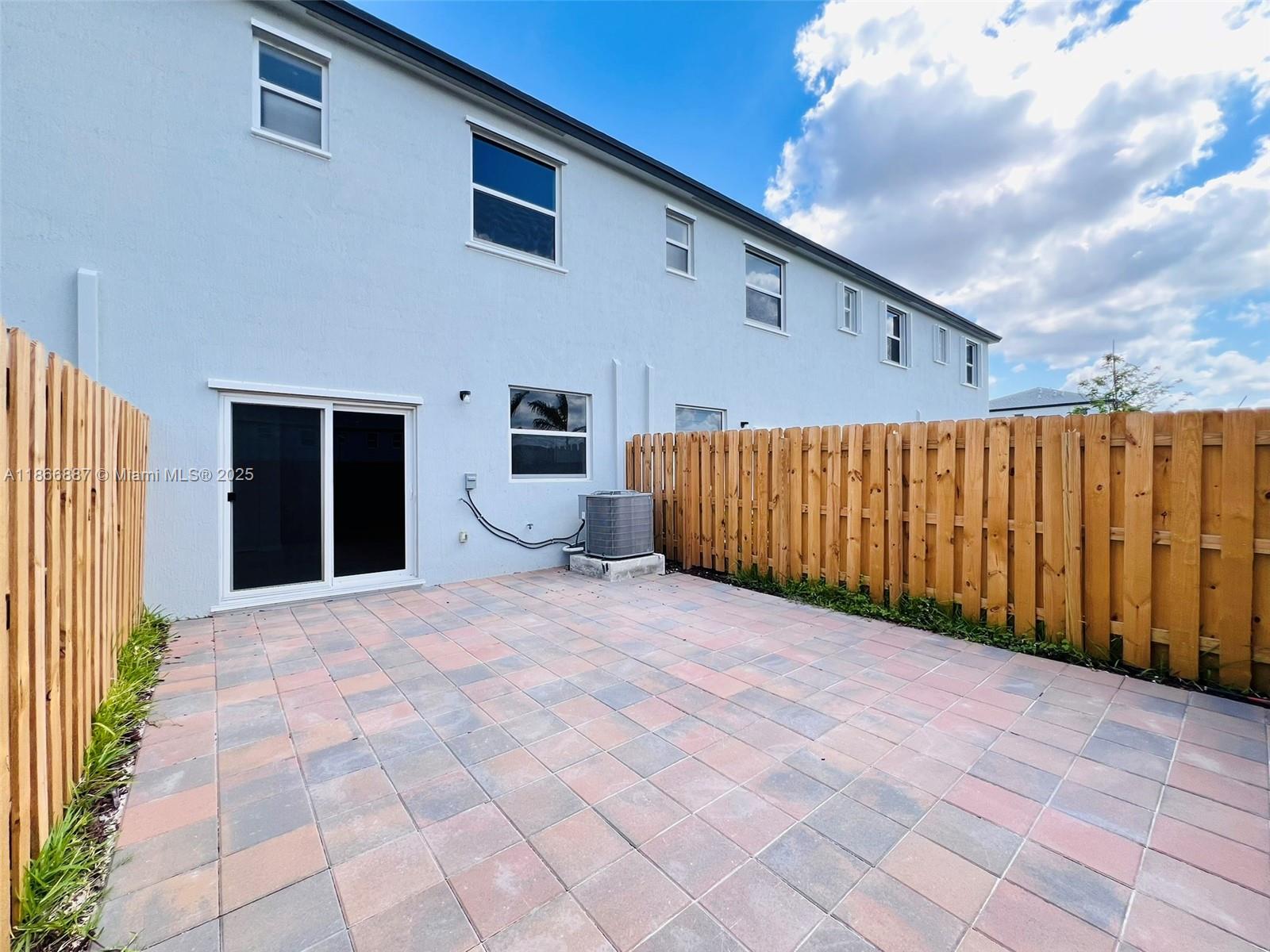 AZURE - Residential Lease