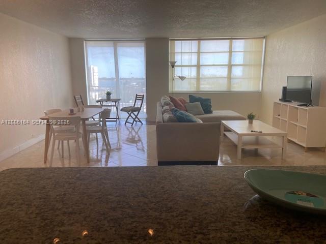 BAYVIEW TOWERS CONDO SOUT - Residential