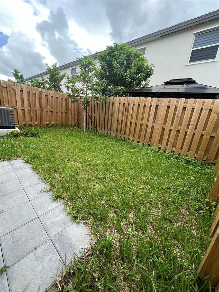 KEYS GATE RESIDENTIAL - Residential Lease