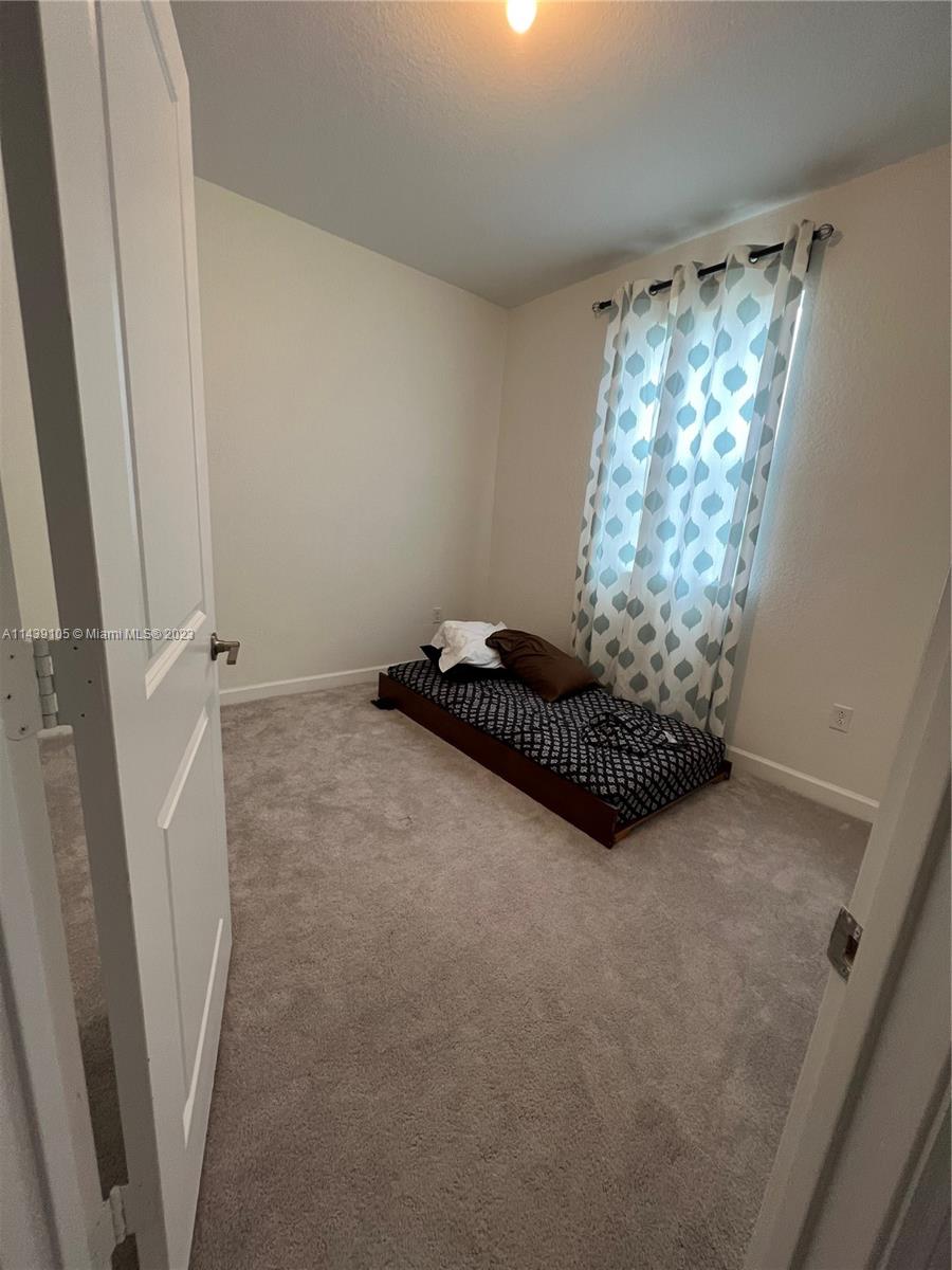 KEYS GATE RESIDENTIAL - Residential Lease