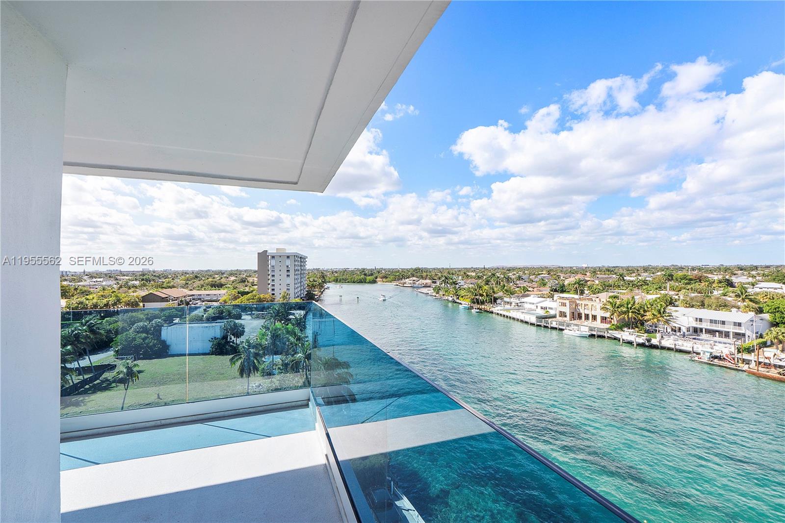 HILLSBORO LIGHT TOWERS CO - Residential