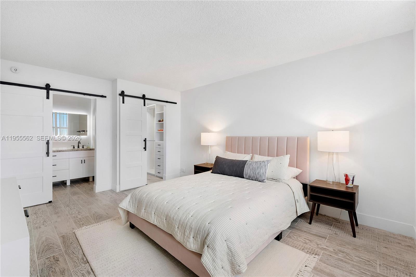 HILLSBORO LIGHT TOWERS CO - Residential