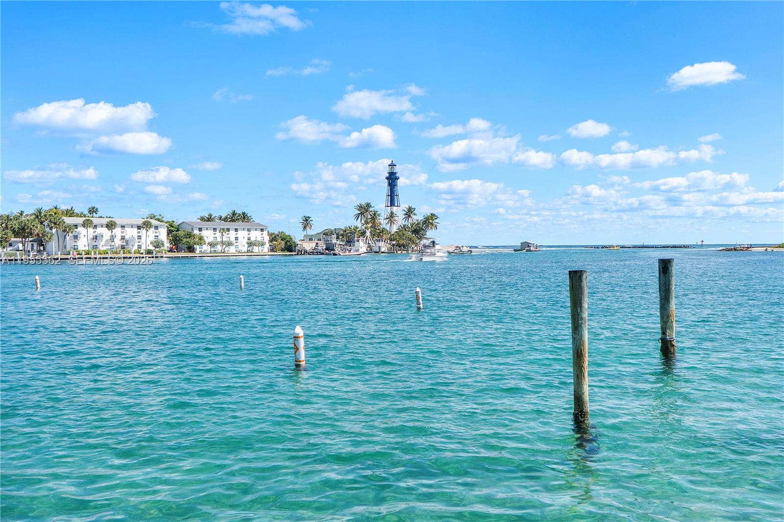 HILLSBORO LIGHT TOWERS CO - Residential