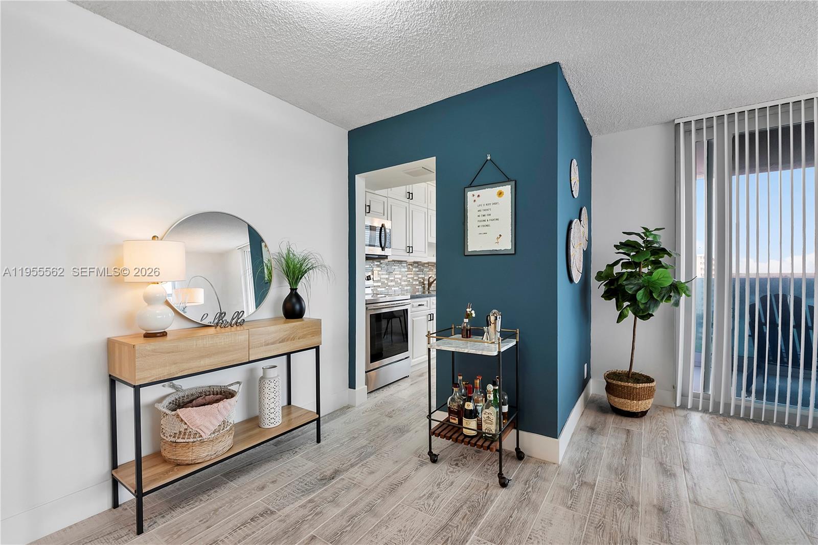 HILLSBORO LIGHT TOWERS CO - Residential