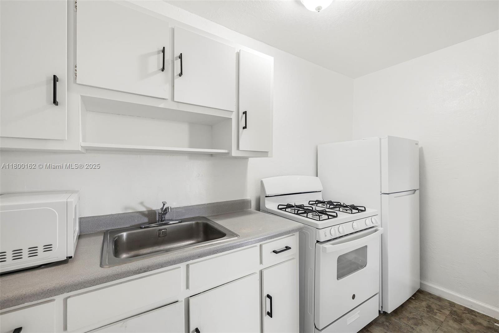 126 SW 18th Ave 5