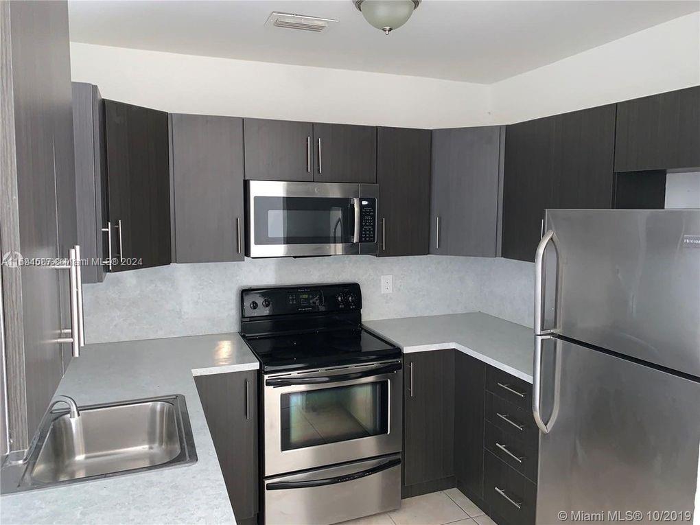 MONROE HEIGHTS - Residential Lease