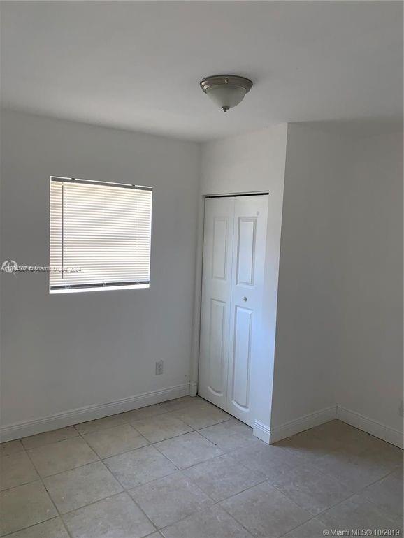 MONROE HEIGHTS - Residential Lease