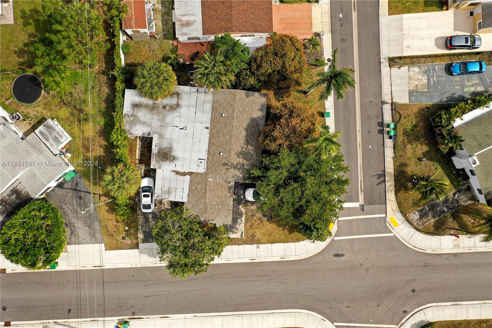 MONROE HEIGHTS - Residential Lease