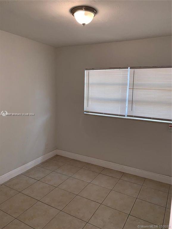 MONROE HEIGHTS - Residential Lease