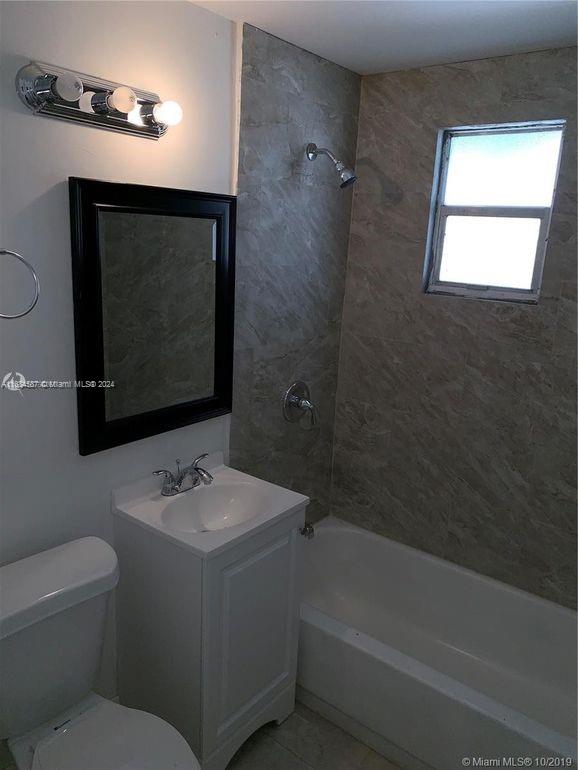 MONROE HEIGHTS - Residential Lease