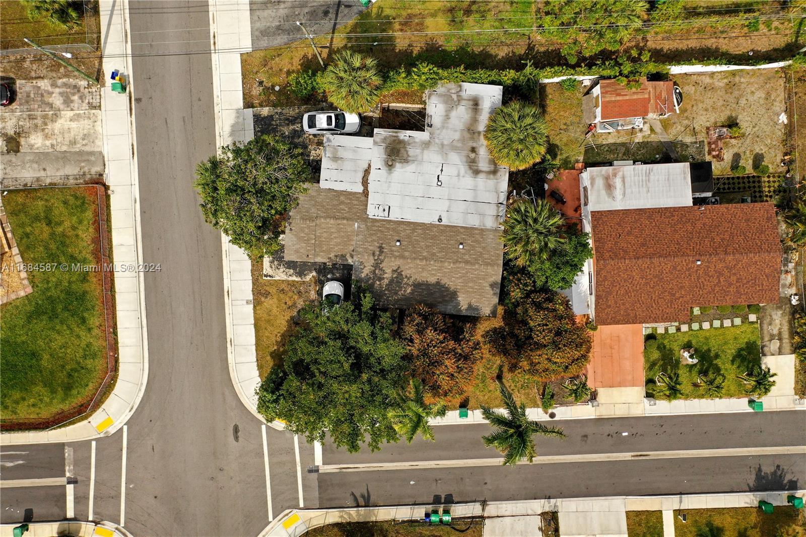 MONROE HEIGHTS - Residential Lease