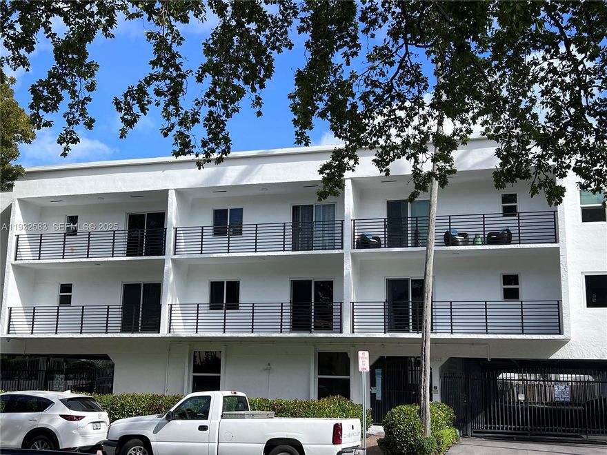 Northeast facing top floor condo. 20 plus foot balcony. This 1.5 bathroom condo has it all. New impact windows, doors, flex space, attic storage entered from the condo, walk in closets, and gated parking. Enjoy the views from the balcony or walk to the beach. Steps from Flamingo Park and whole foods.